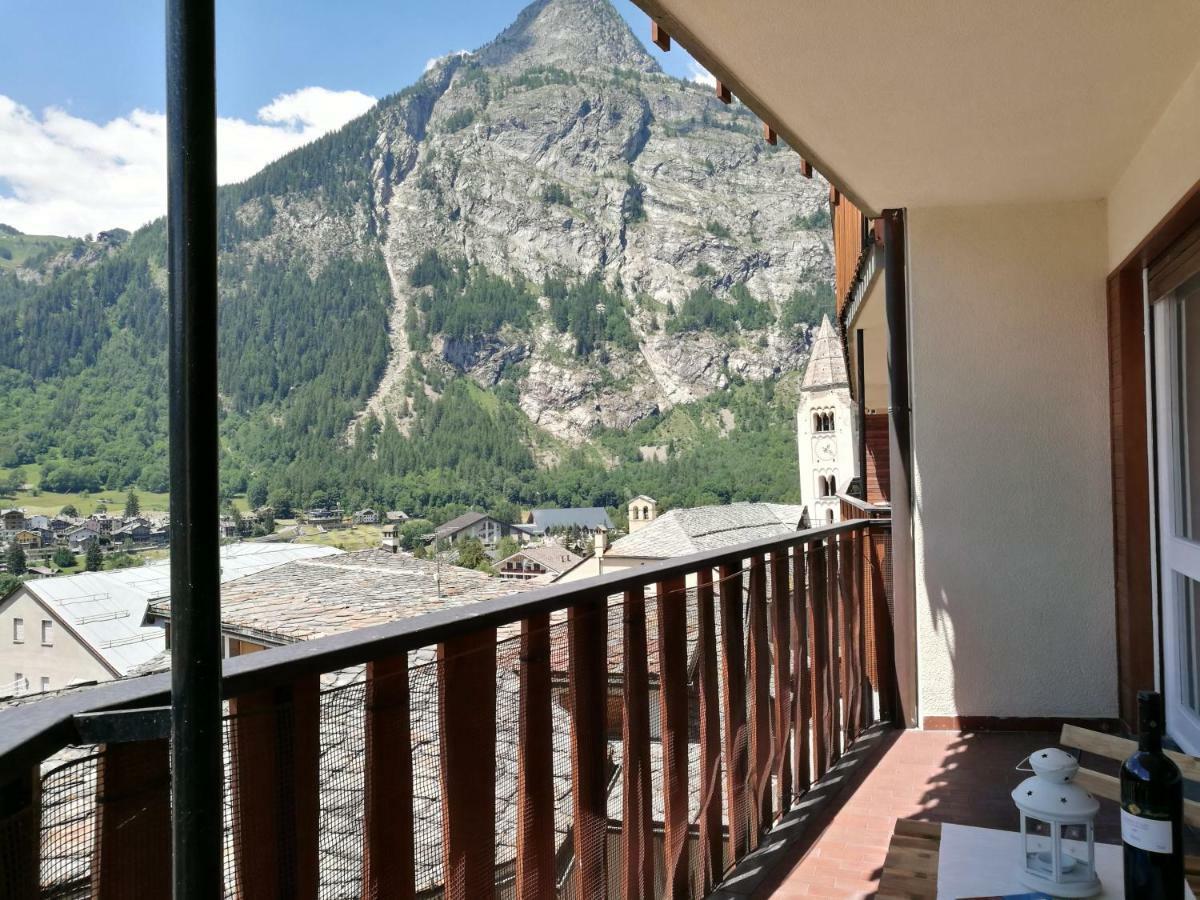 L'Atelier Du Temps - Hemmet Apartment Courmayeur Luaran gambar